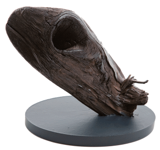 Skultpur aus altem Holz